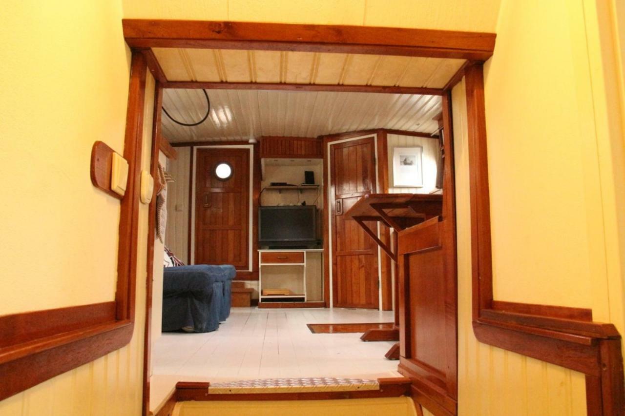 B&B Unitas Roterdão Exterior foto